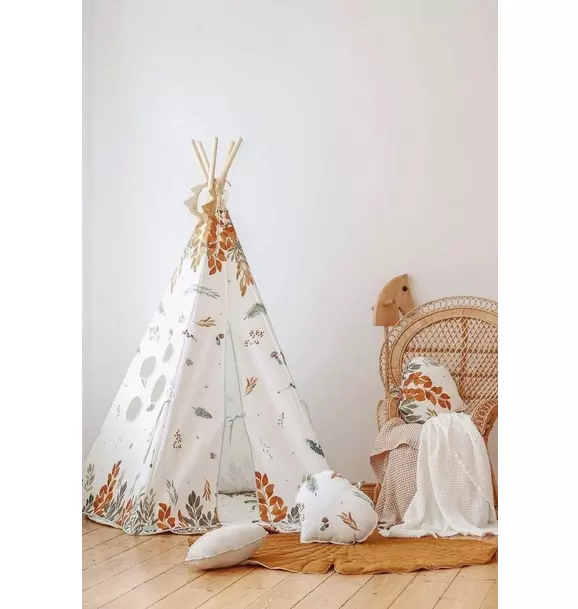 “Forest Friends” Teepee and Round Mat Set