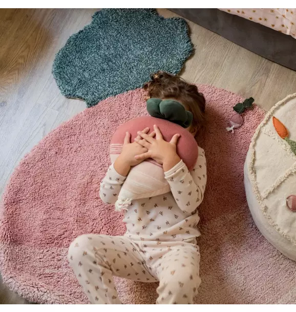 Knitted Cushion Ramona the Radish