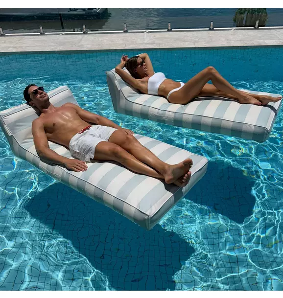 Luxe Lie-On Lounger: Lazy Days - Blue Stripe