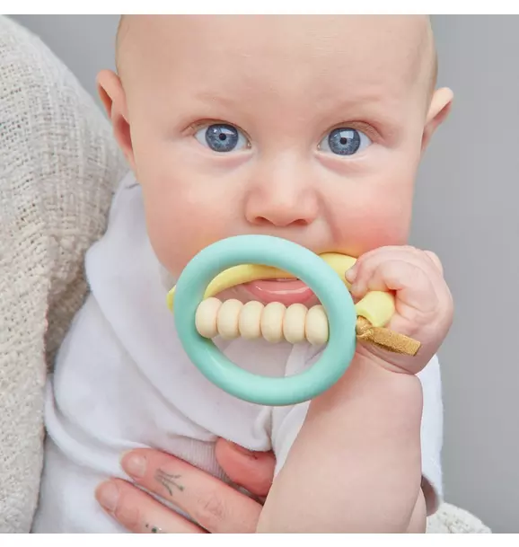 Dewdrop Orbit Teether