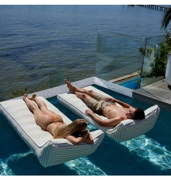 Luxe Lie-On Lounger: La Palma Sage Stripe