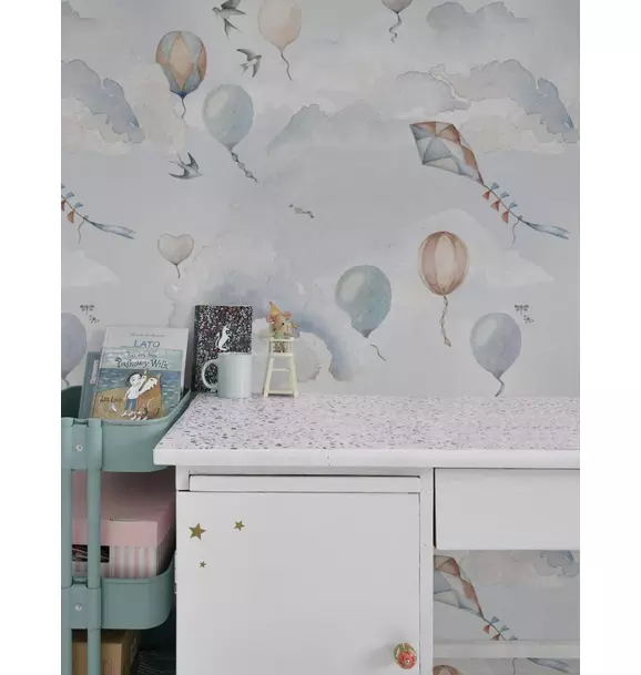 Balloons Fairytale Wallpaper