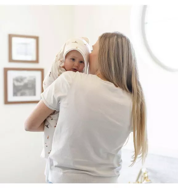 Hooded Towel in Poolside