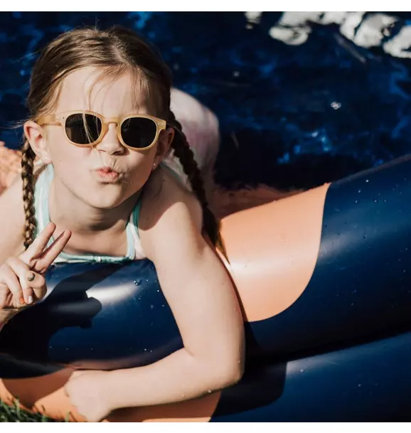 Leisure Suit Laars Inflatable Pool