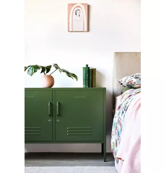 The Lowdown in Olive