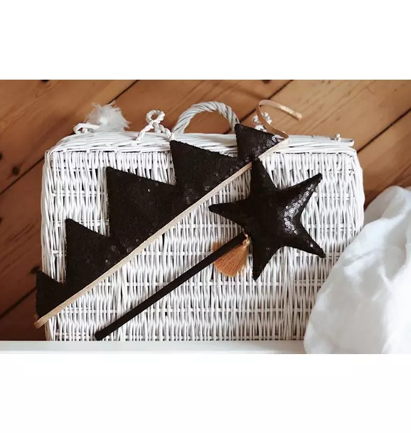 “Black Sequins” Magic Wand