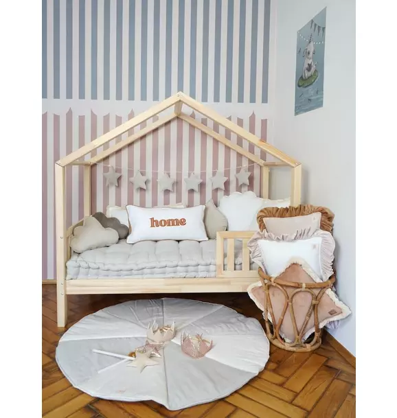 “Cream Candy” Round Patchwork Mat