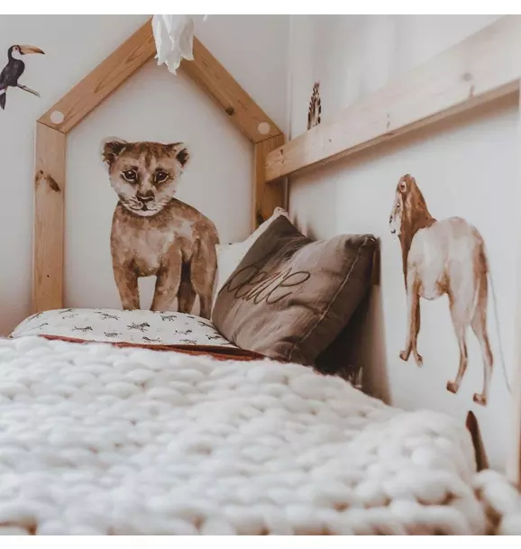 Savanna Animals Wonderland Wall Decal Set