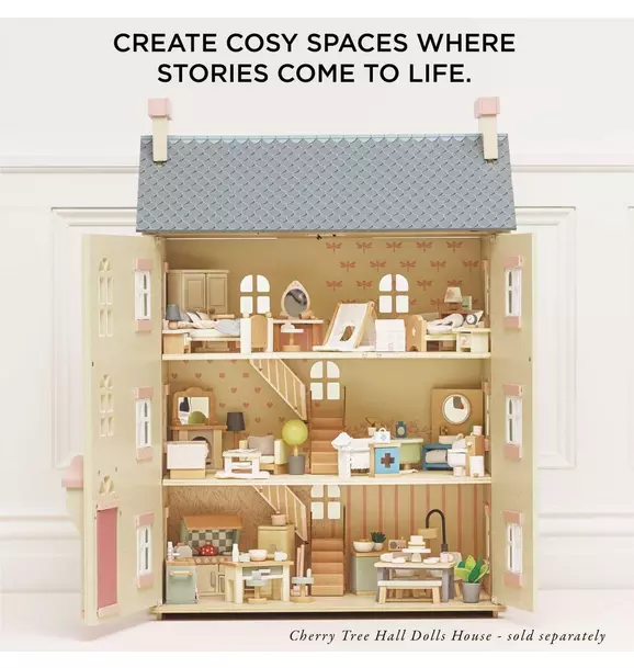Complete Dolls house Furniture Set - 35 Piece