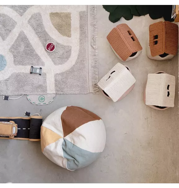 Basket House Vintage Nude