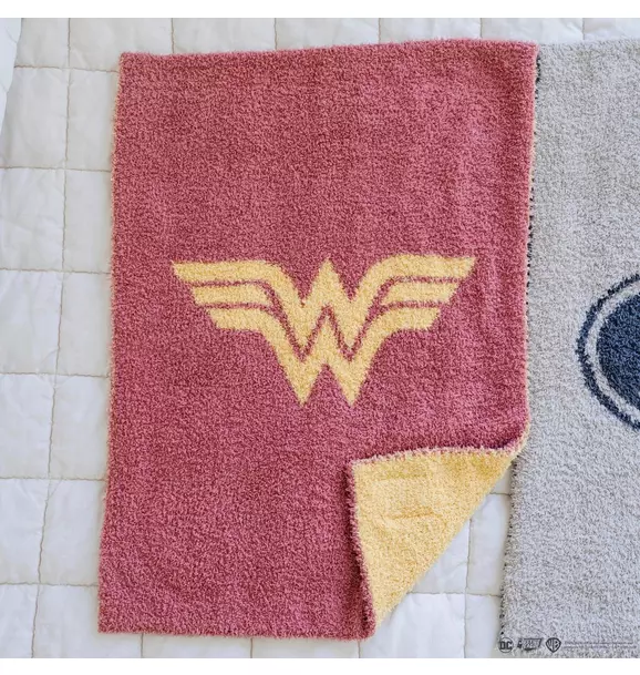Double Layer Bamboni Blanket in Wonder Woman