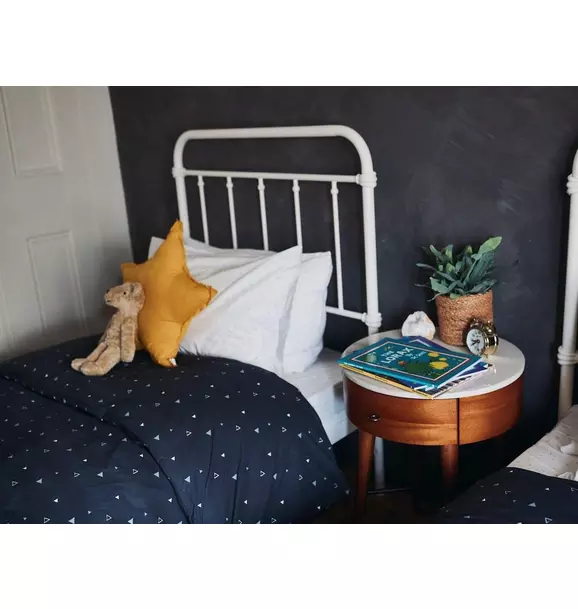Organic Cosmic Triangles Duvet Cover