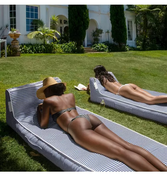 Luxe Lie-On Lounger: Le Weekend Navy