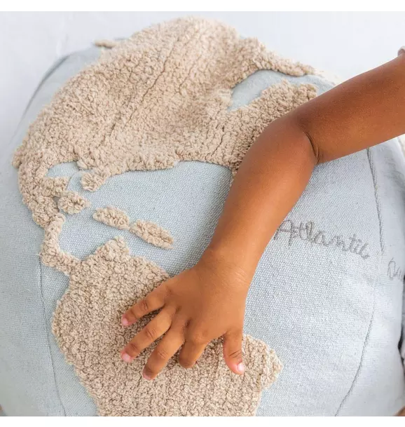Pouf World Map