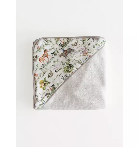 Hunter Pace Hooded Bath Towel