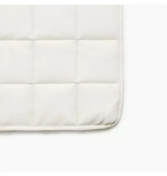 Ivory Square Quilted Mat