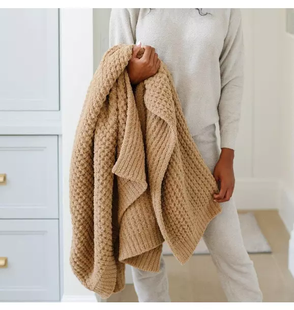 Waffle Knit Blanket in Allspice
