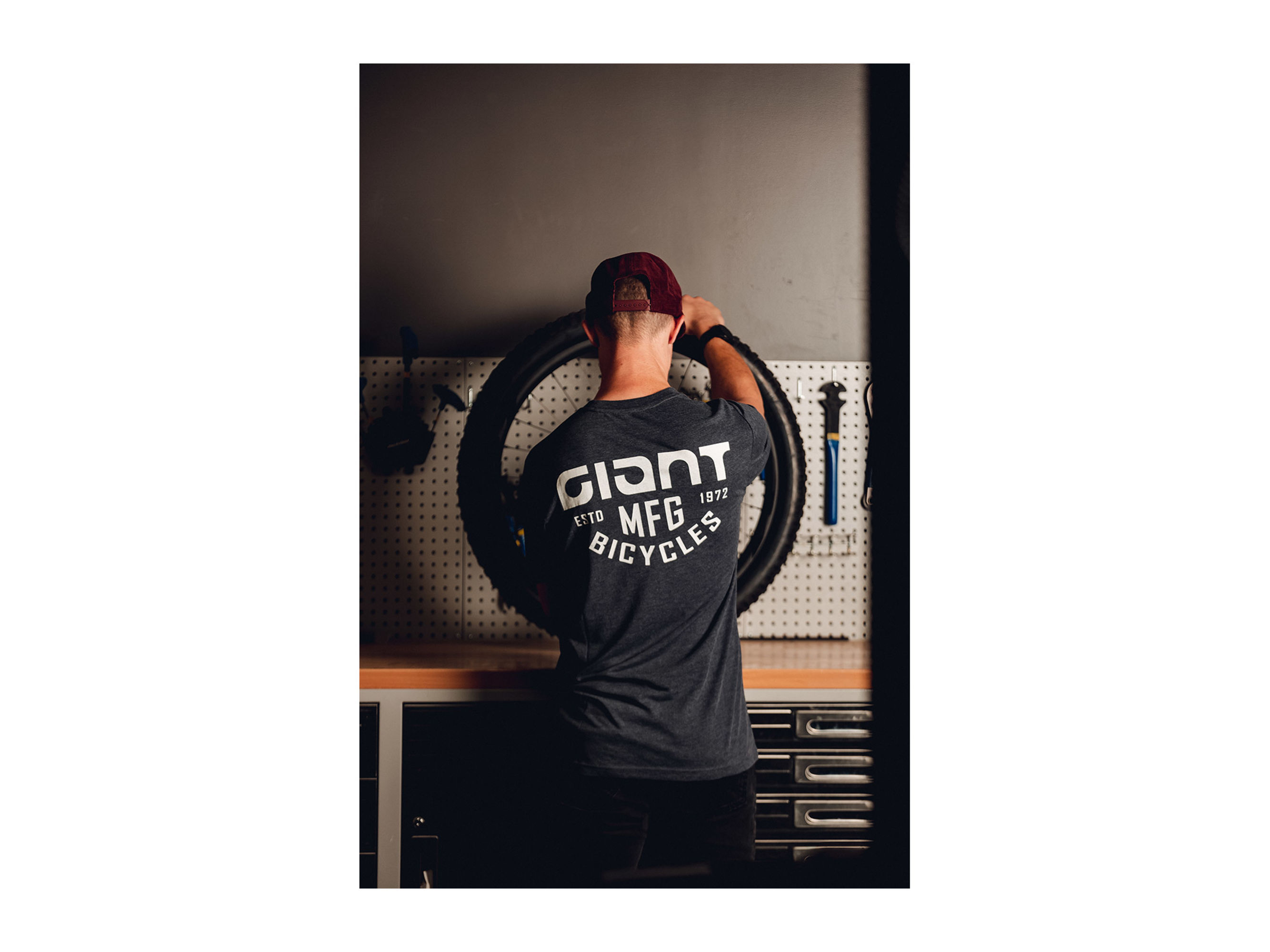 Giant Manufacturing Tee