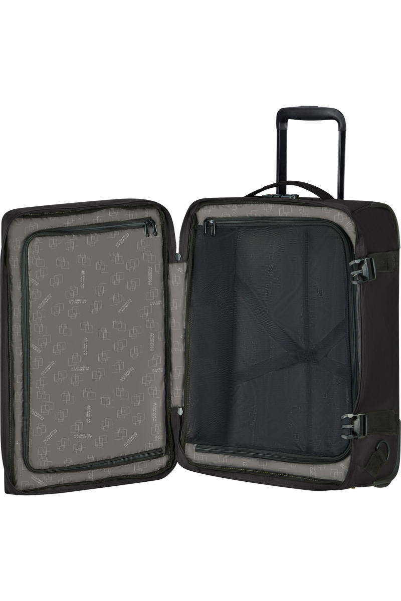 Urban Track Duffle/Backpack with Wheels 15.6"