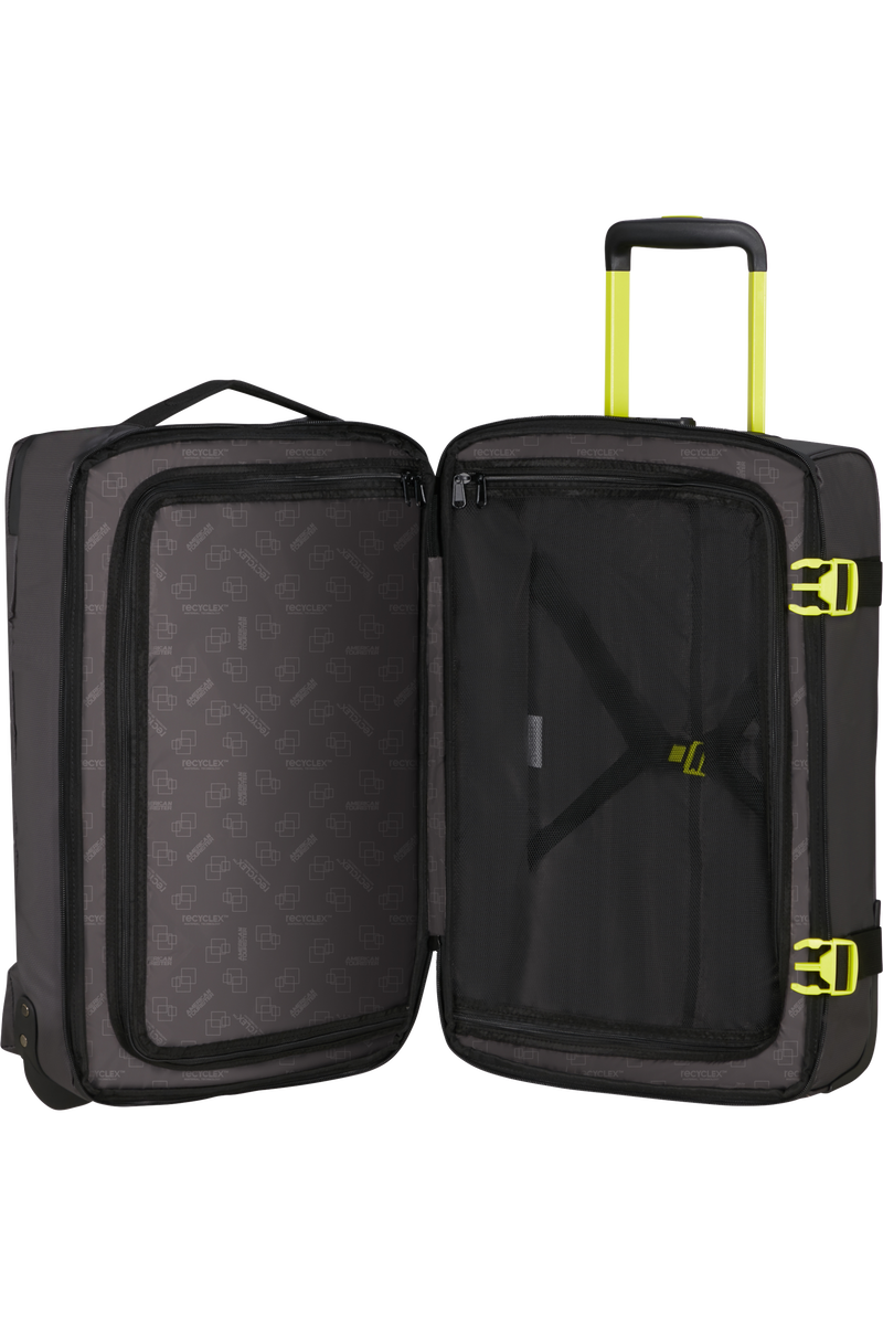 Urban Track 55cm Duffle with wheels