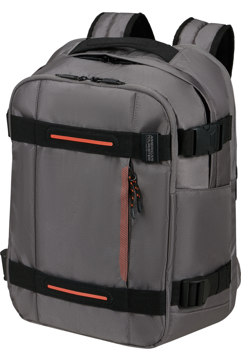 Urban Track 15.6'' Backpack 15.6"