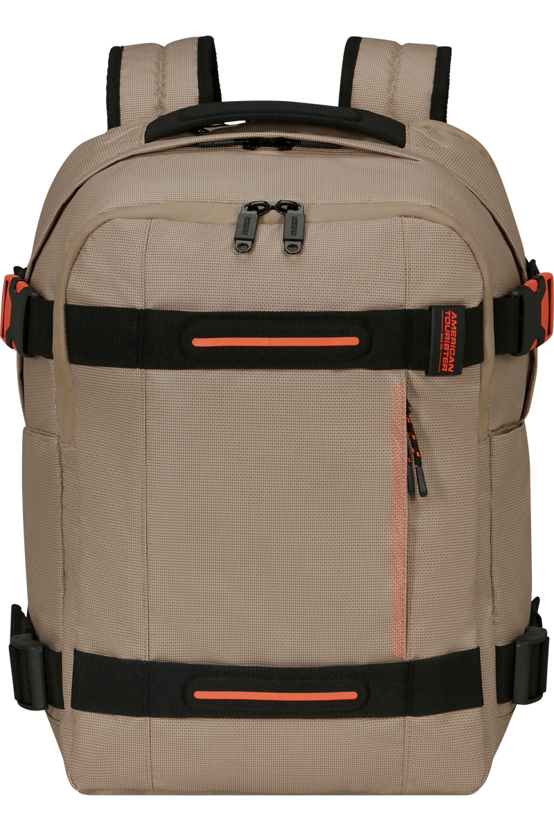 Urban Track 15.6'' Backpack 15.6"