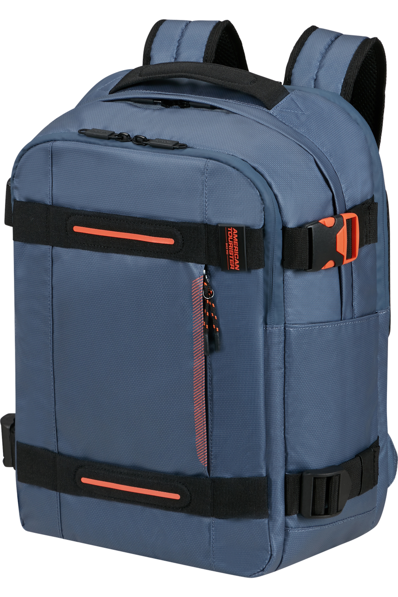 Urban Track 15.6'' Backpack 15.6"