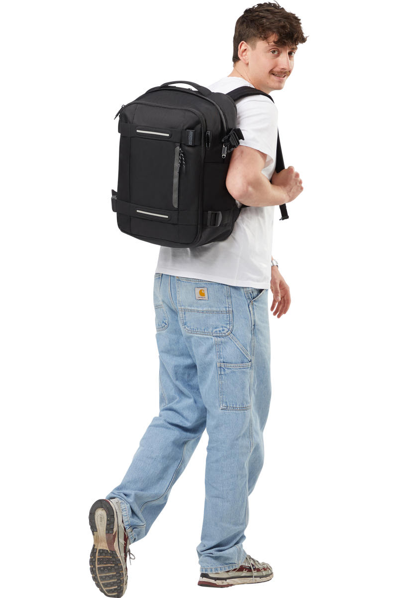 Urban Track 15.6'' Backpack 15.6"