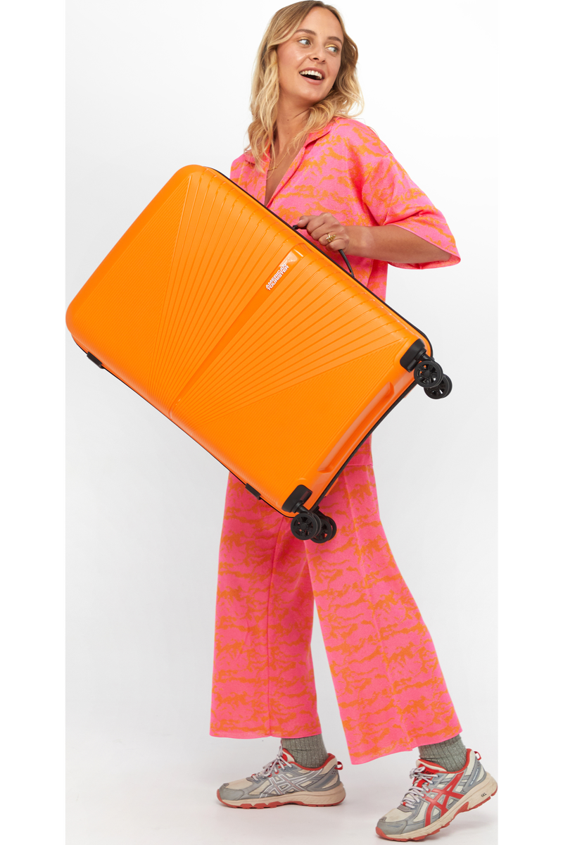 Airconic 67cm Medium Check-in
