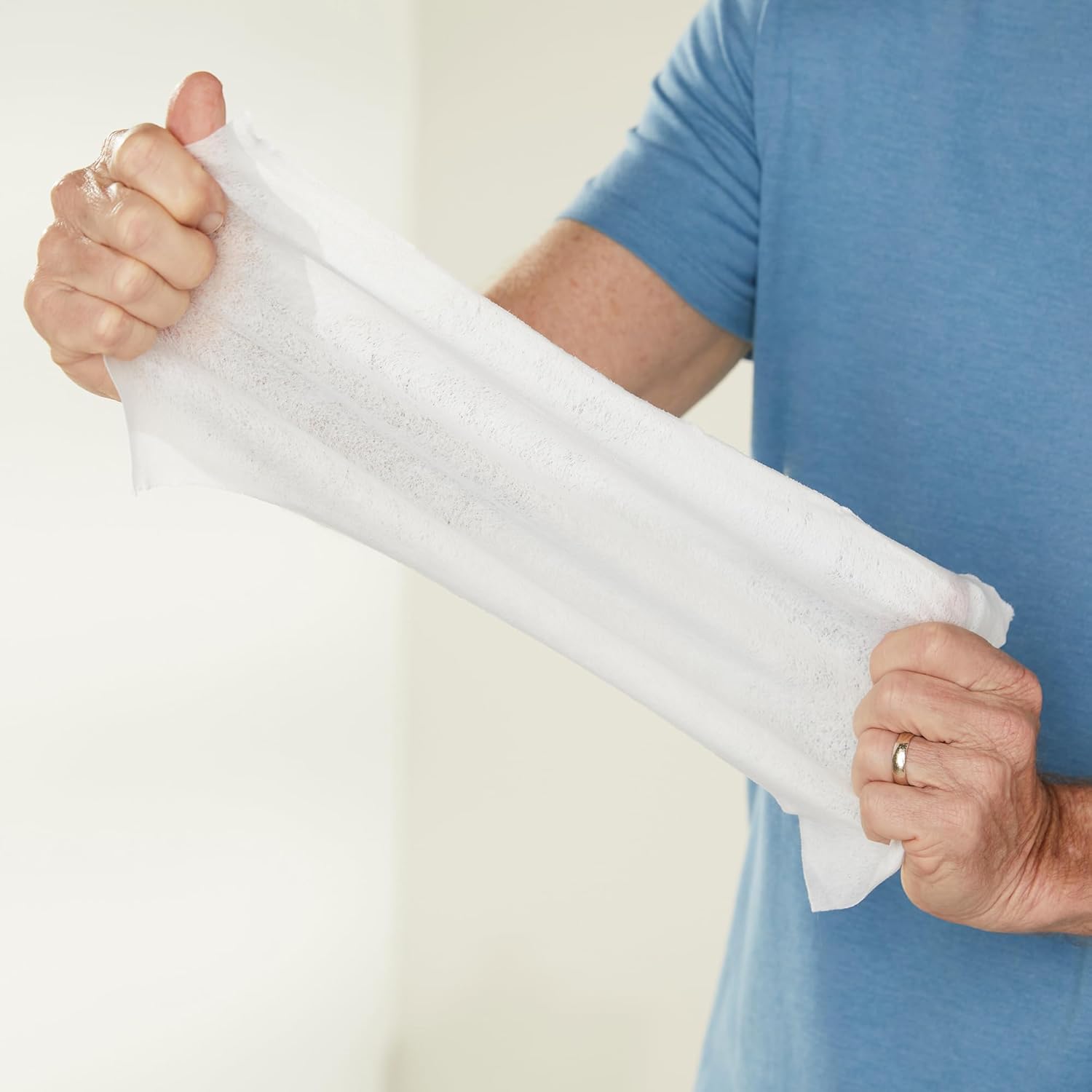 McKesson StayDry Disposable Wipe 12 Pack, 600 Washcloths - Large Adult Body and Incontinence Washcloths with Aloe and Vitamin E, Alcohol-Free, 50 Wipes Per Pack