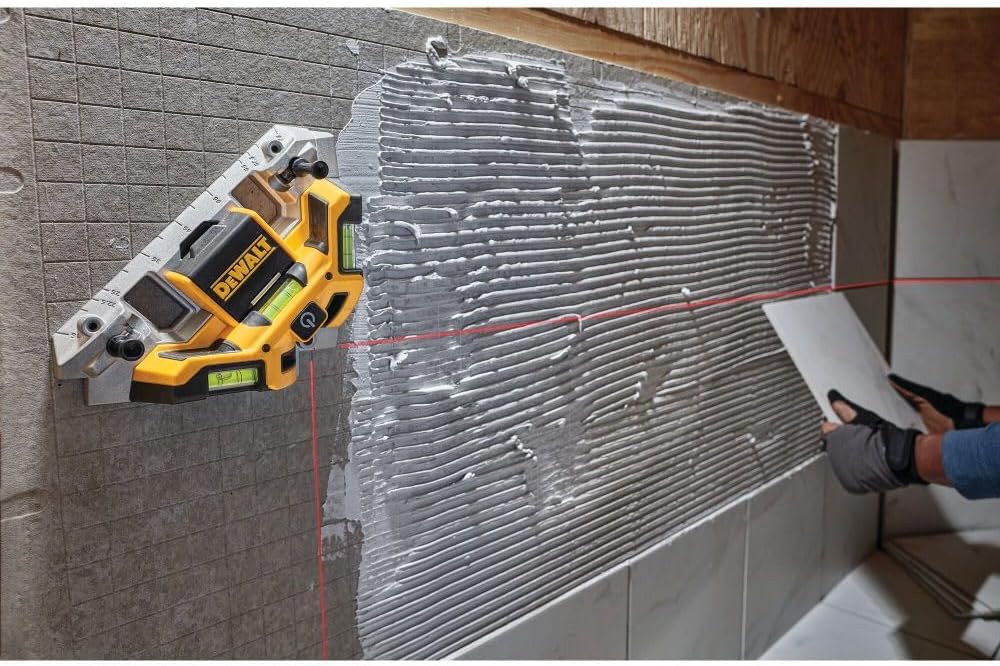 DEWALT DW0802 33'. Laser Square, Yellow