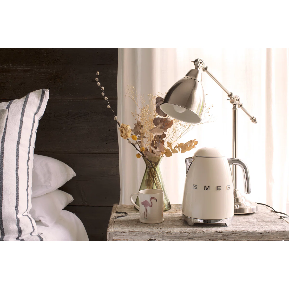 SMEG 50's Retro Style 7-Cup Electric Kettle