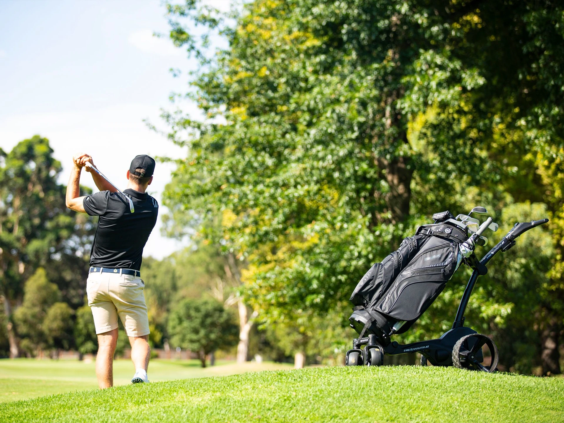 MGI Zip Navigator AT (All Terrain) Lithium Remote Control Golf Caddy