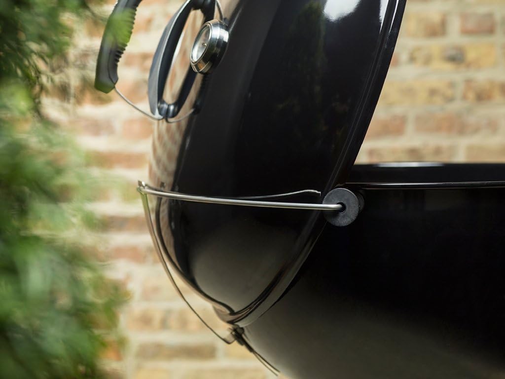Weber Master-Touch Charcoal Grill for Outdoor Cooking and Barbecue, 22-Inch