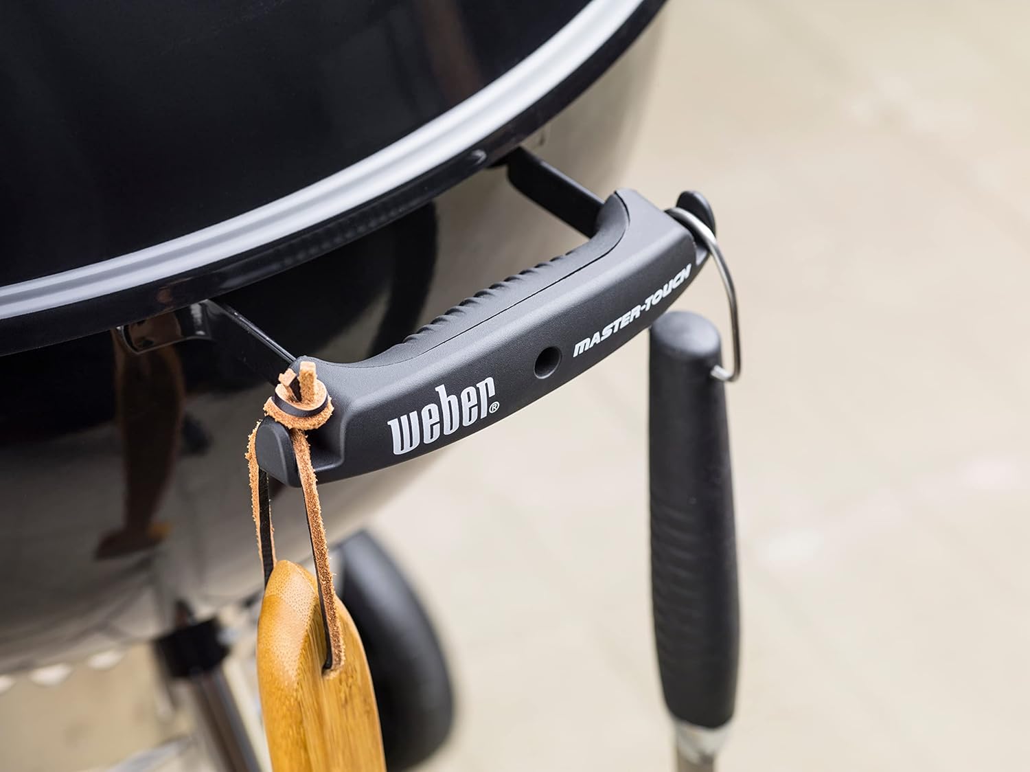 Weber Master-Touch Charcoal Grill for Outdoor Cooking and Barbecue, 22-Inch