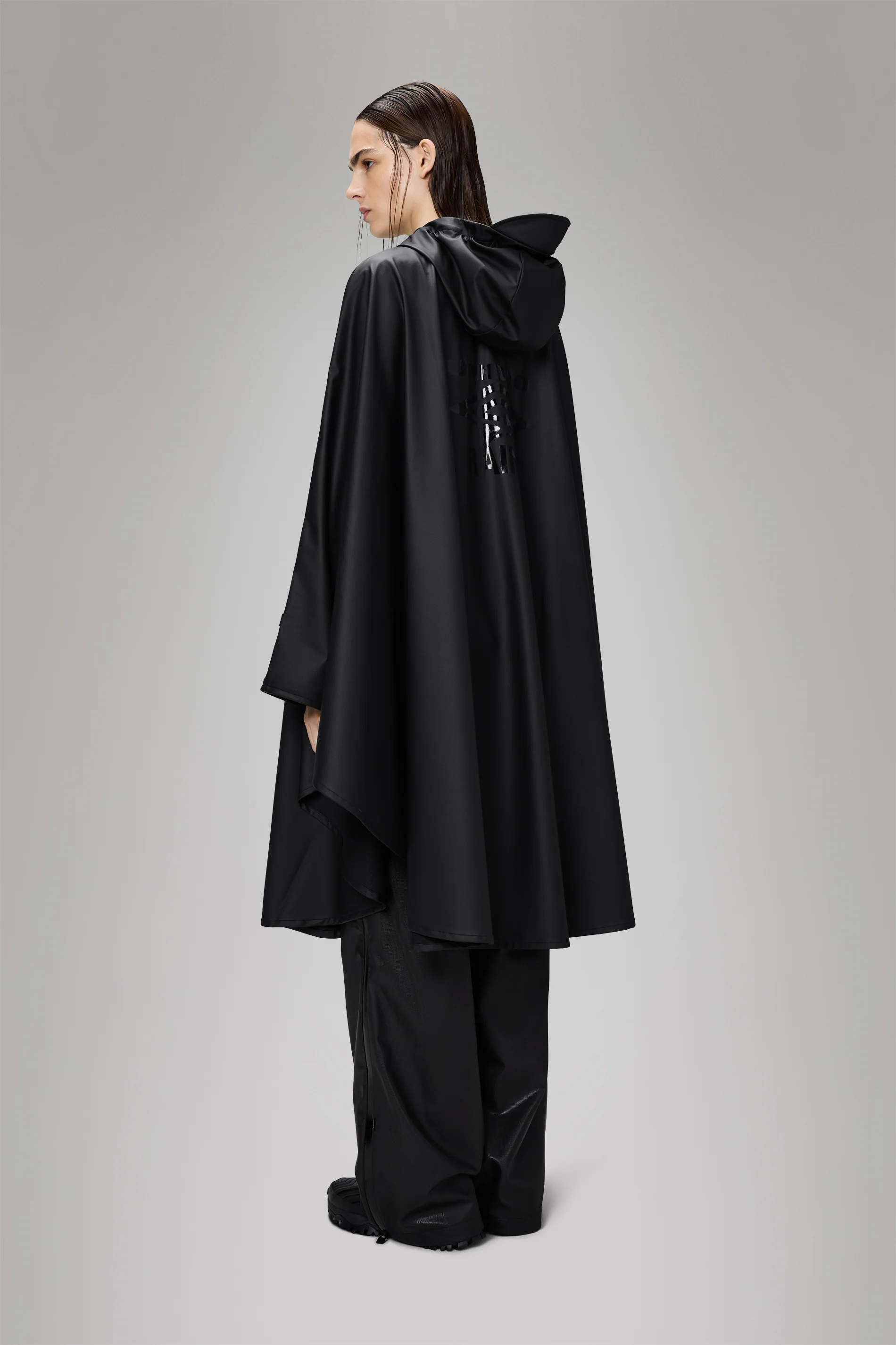 Rains x Umbro Apollo Cape