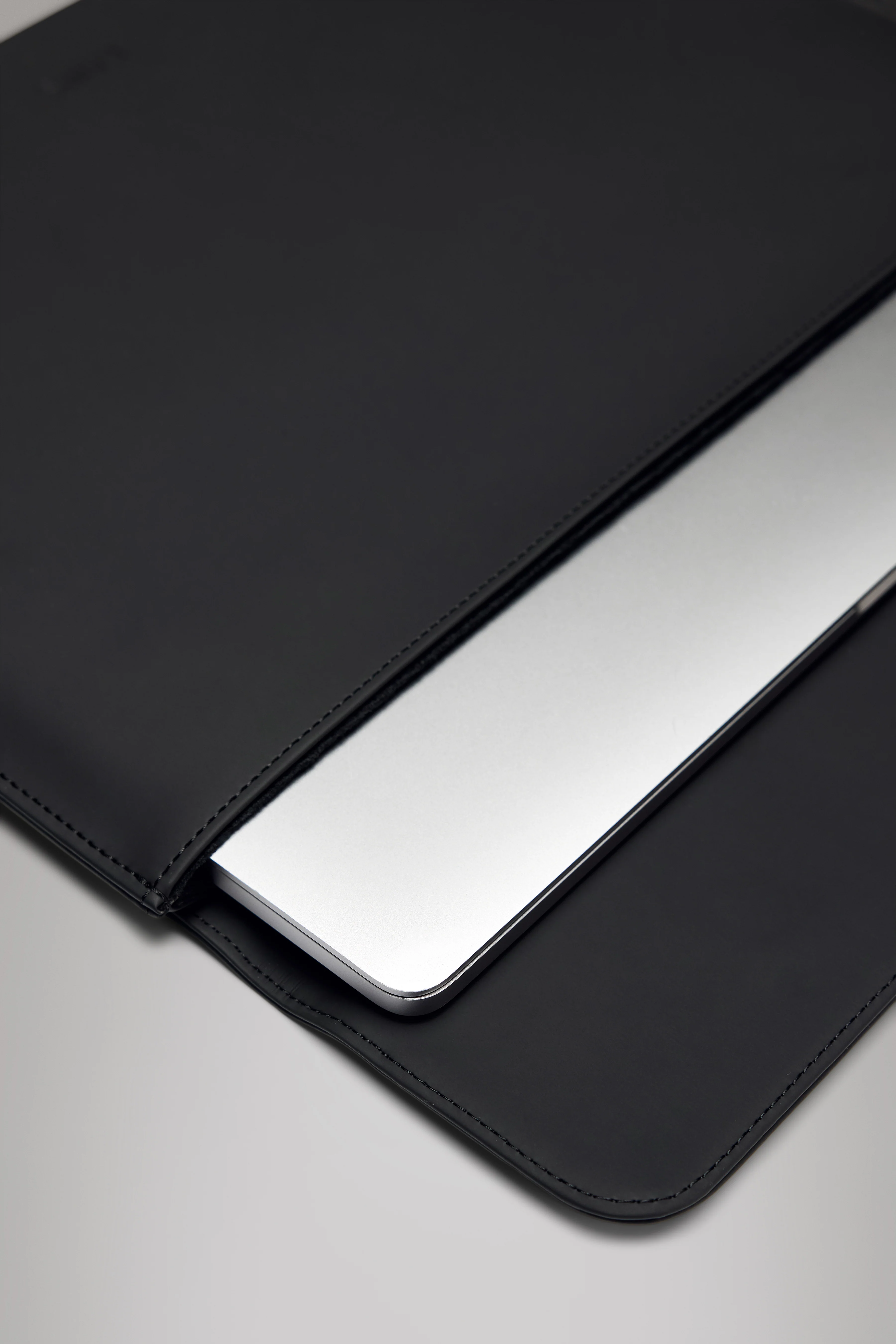 Laptop Portfolio 15″/16″