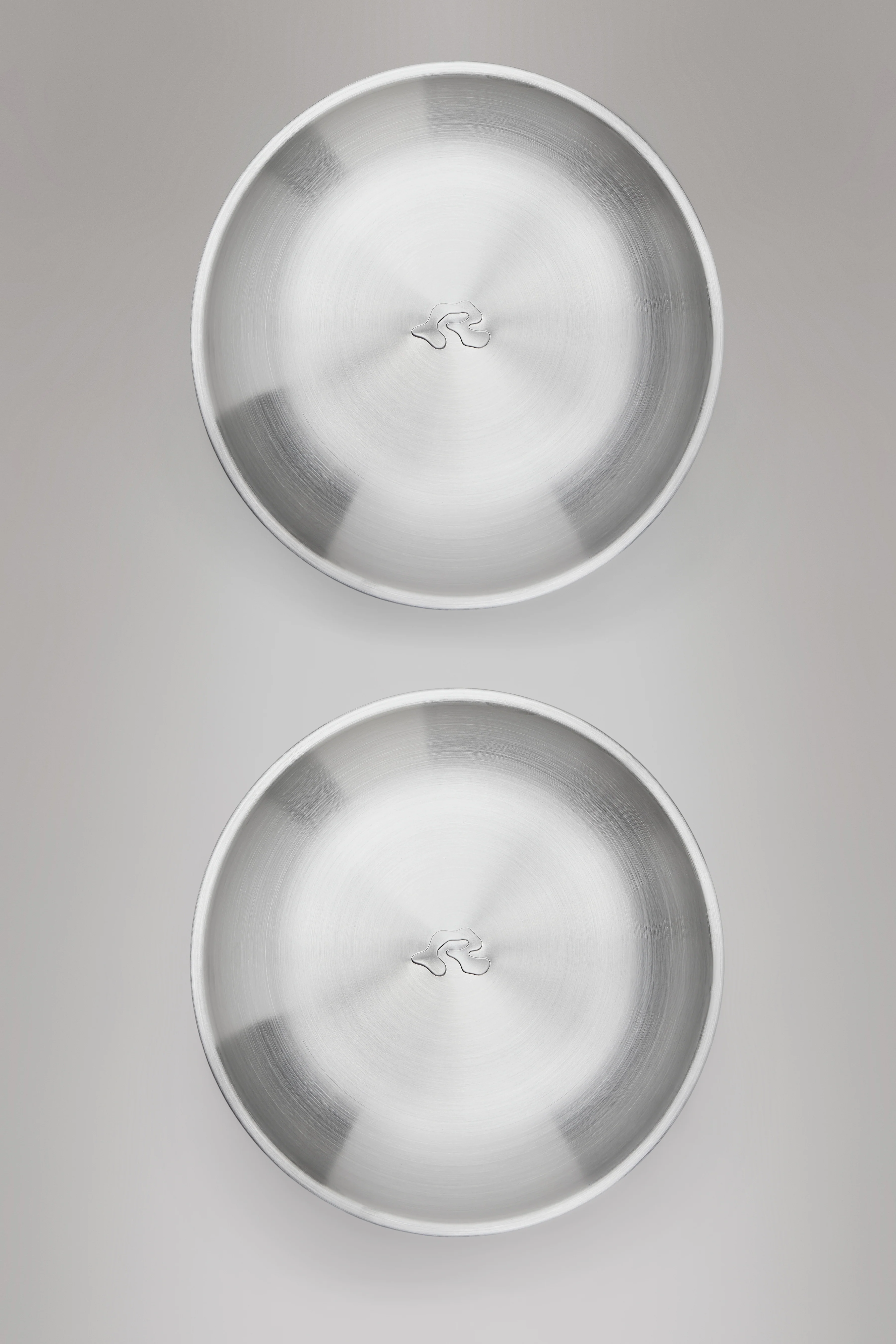 Stainless Steel 2-Pack Deep Plates