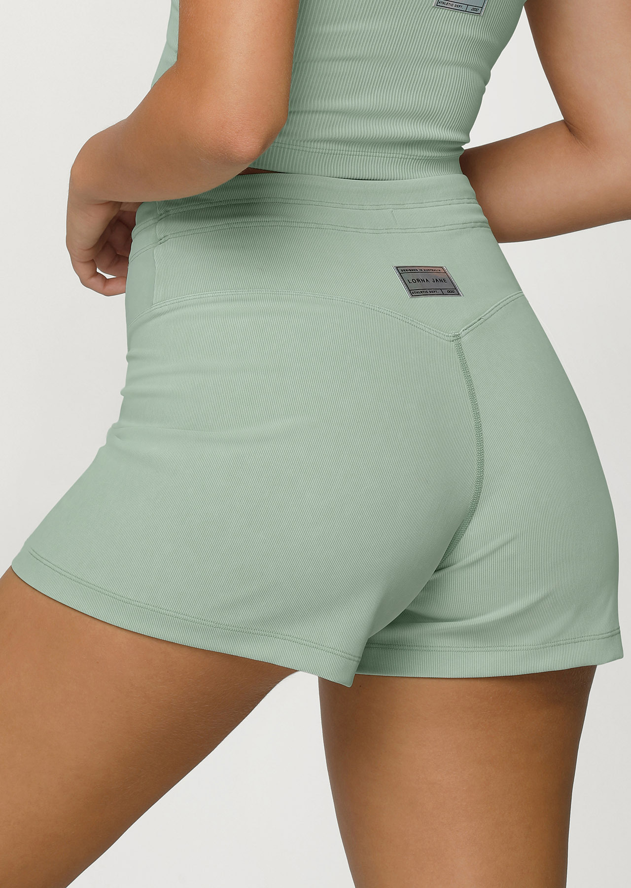 Lorna Jane Pace It Rib Kick Short