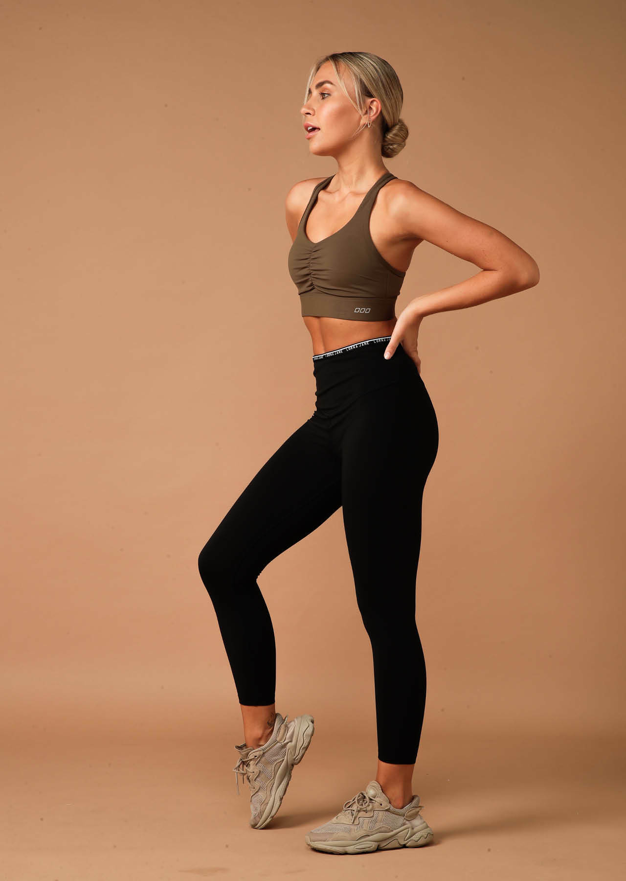 Lorna Jane Scrunch Front Compress Sports Bra