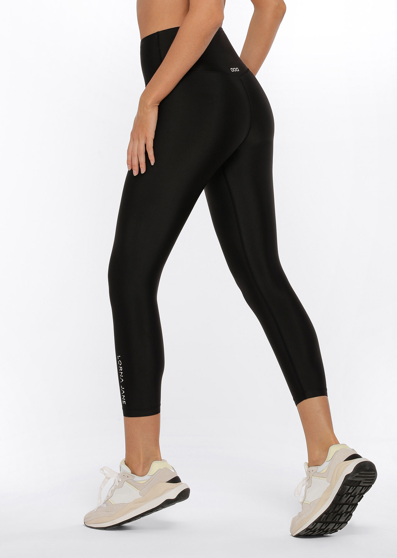 Lorna Jane Cool Touch Lotus Ankle Biter Leggings