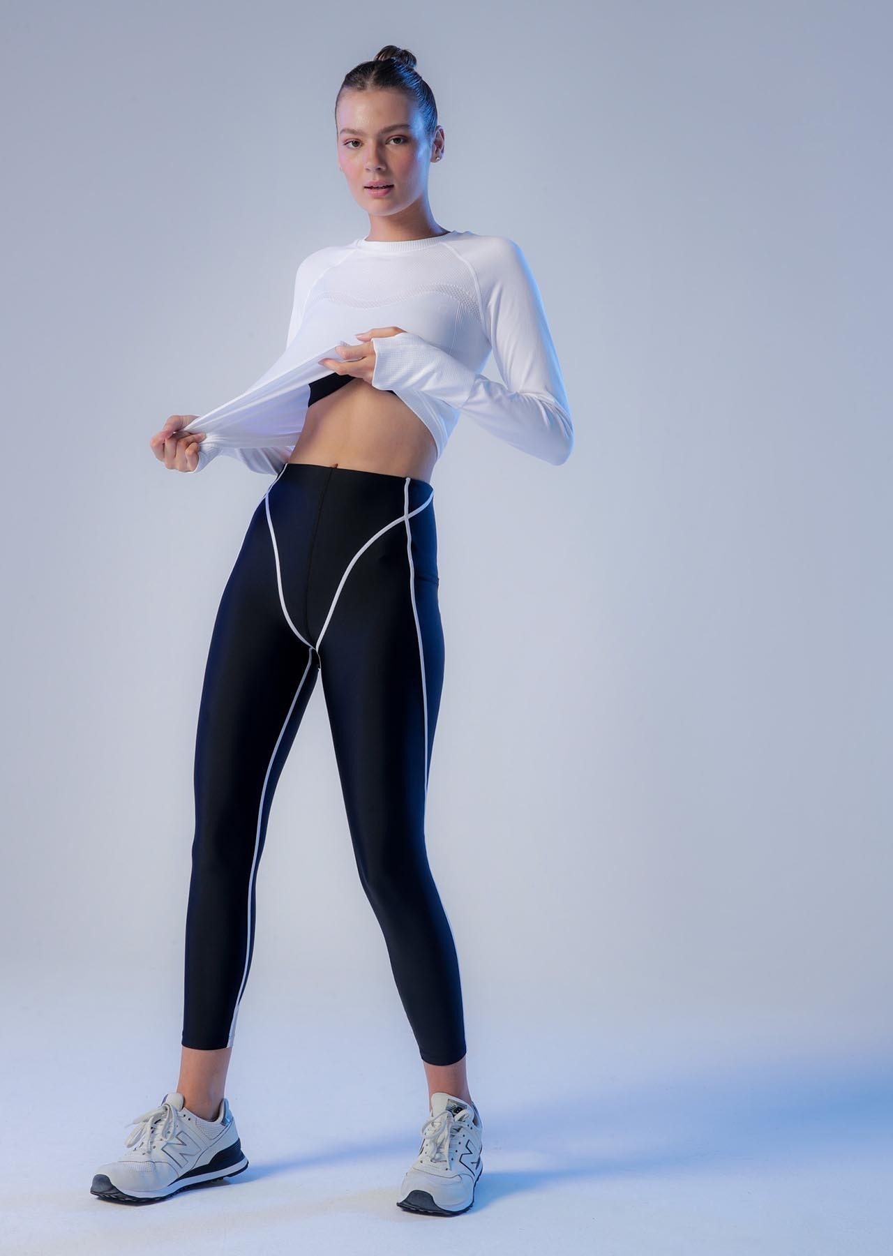 Lorna Jane Accentuate Phone Pocket Ankle Biter Leggings