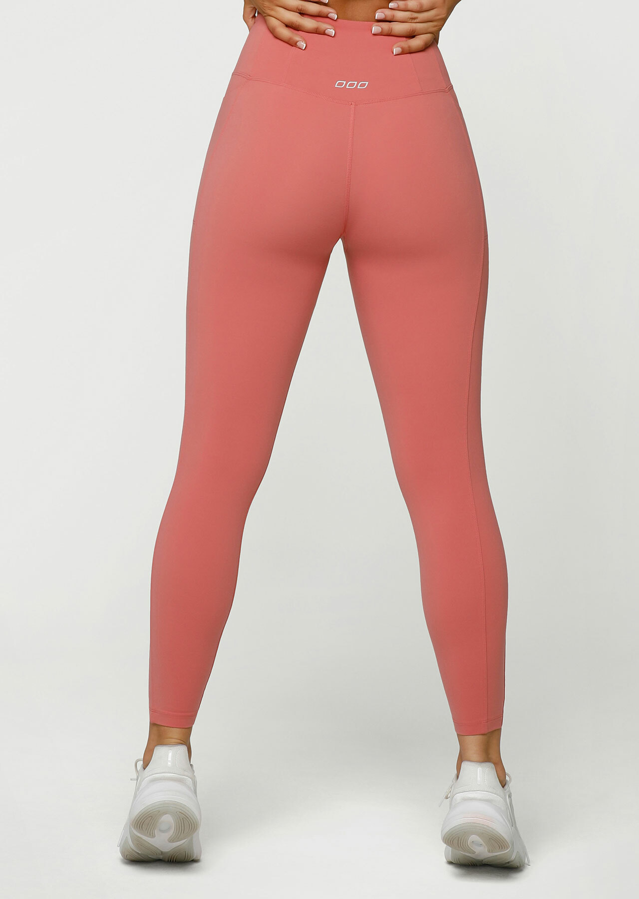 Lorna Jane Refresh Eco Phone Pocket Ankle Biter Leggings