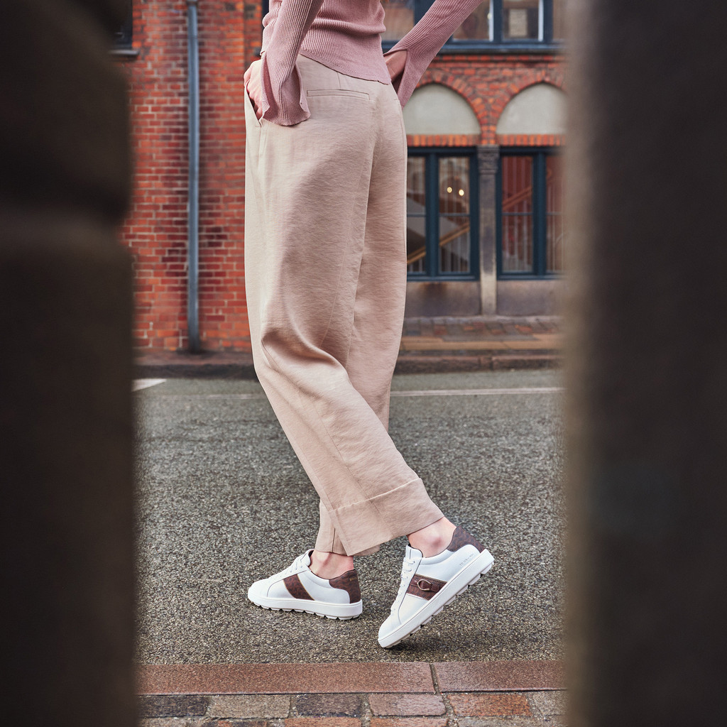 Spherica Ecub-1 Woman