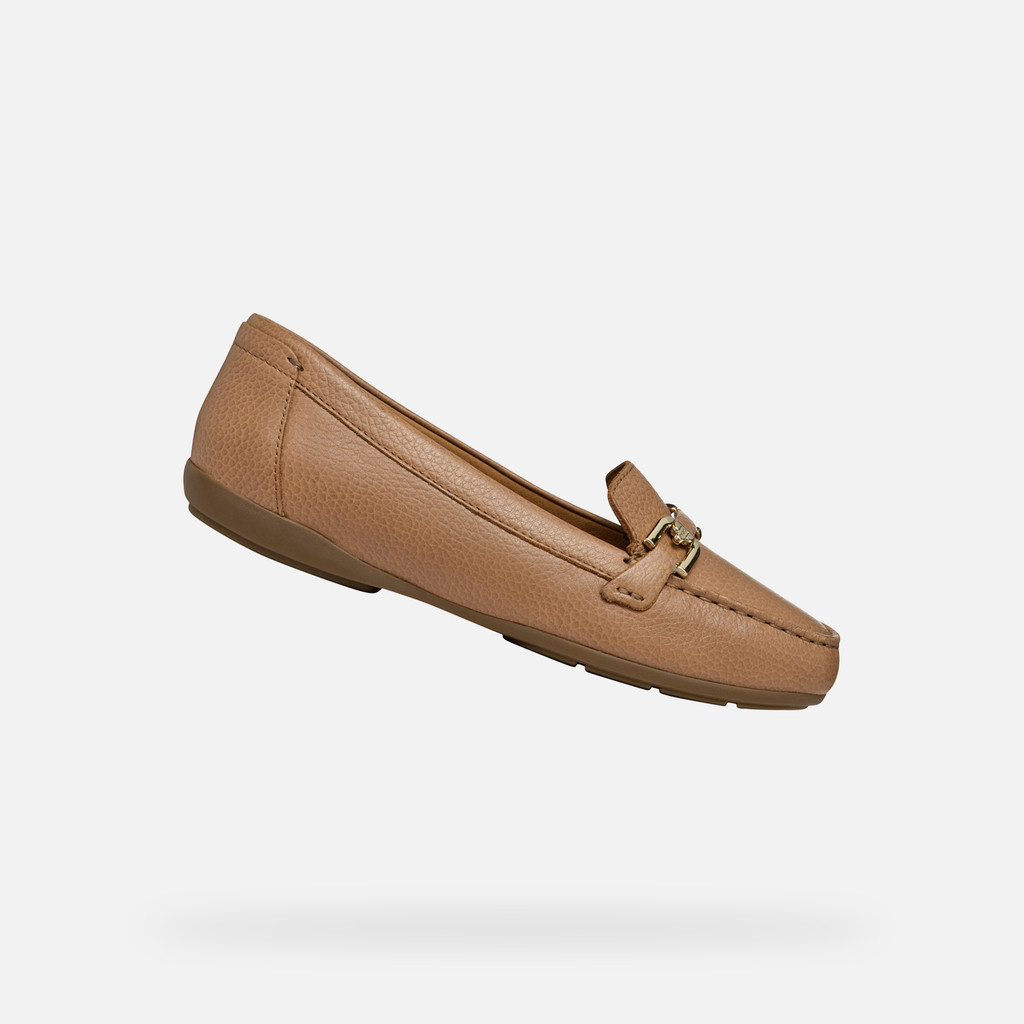 Annytah Moc Woman
