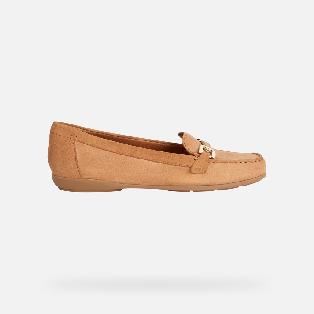 Annytah Moc Woman