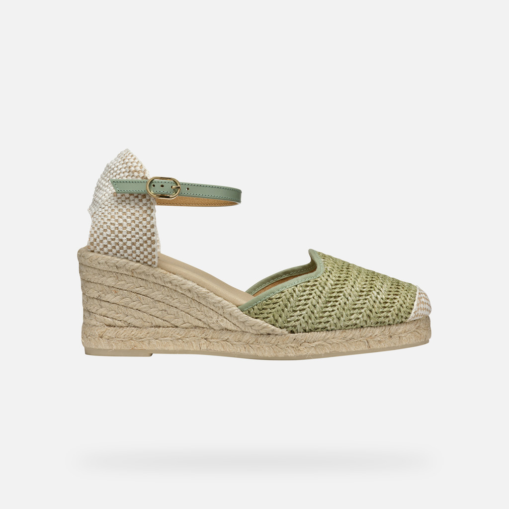 Gelsa Low Woman