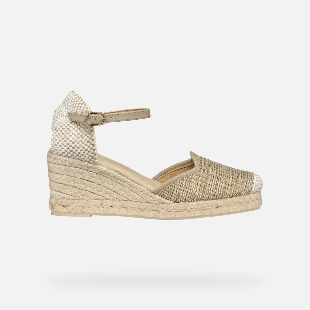 Gelsa Low Woman