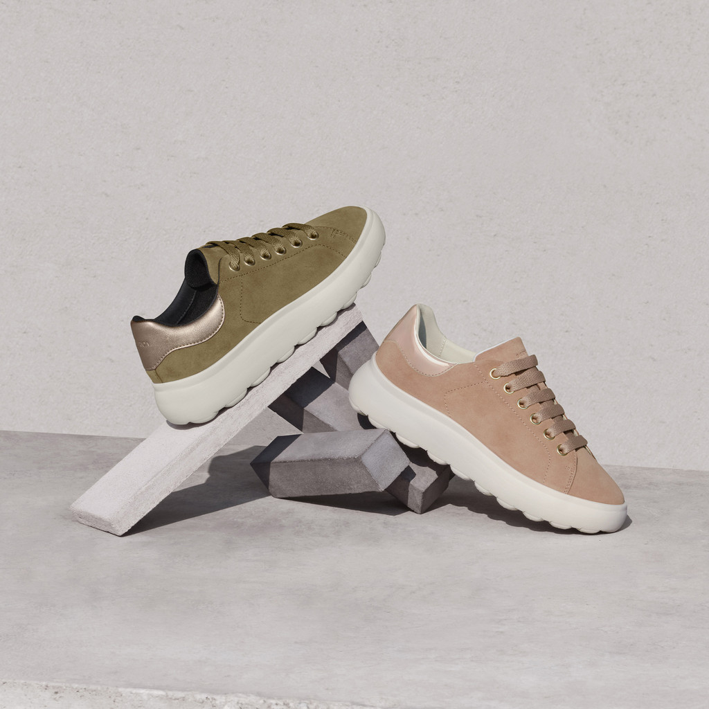 Spherica Ec4.1 Woman