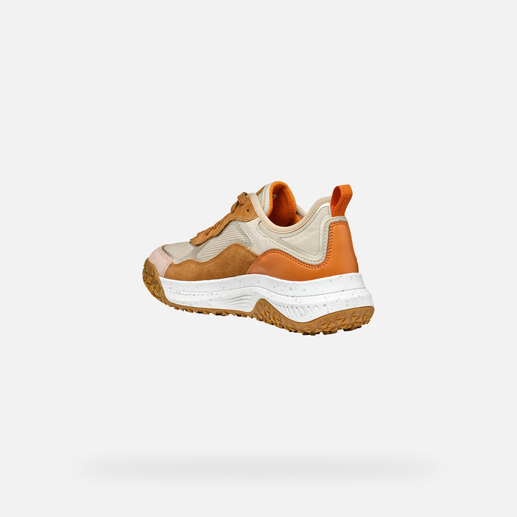 Oliviera + Grip Woman